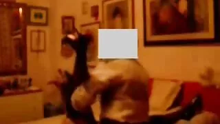 Slikkende kvinde løsner sig
